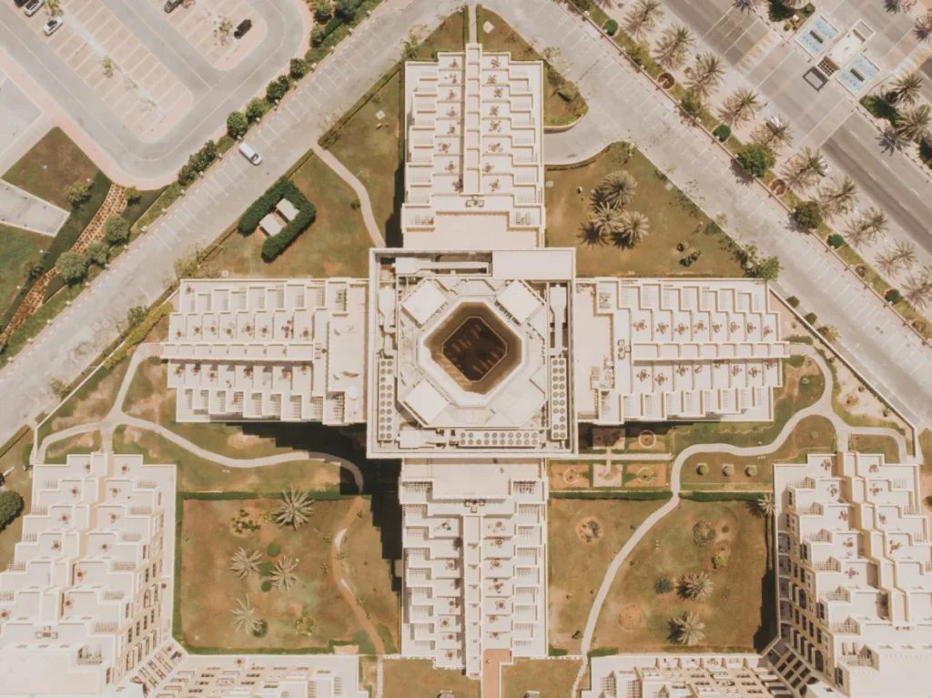 Al Quoz (القوز)