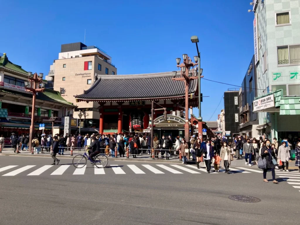 Asakusa (浅草)