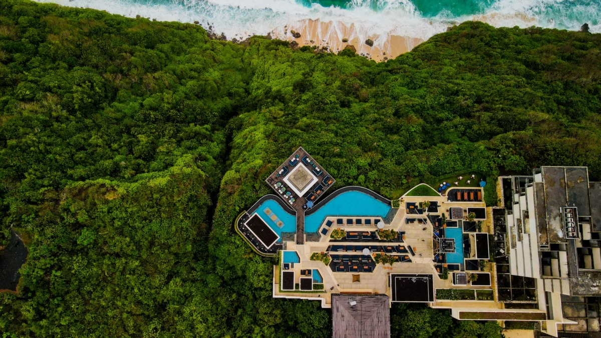 Romantic beachfront hotel view in Bali with ocean backdrop
