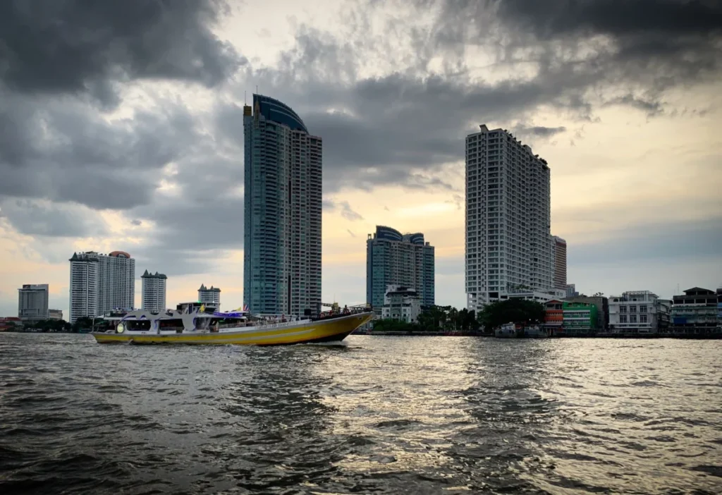Bang Rak (บางรัก)