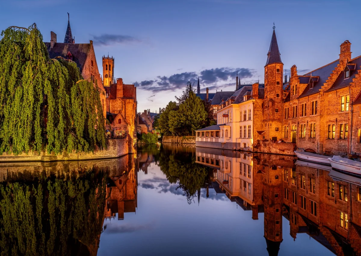 Scenic canal view with sunset in Bruges