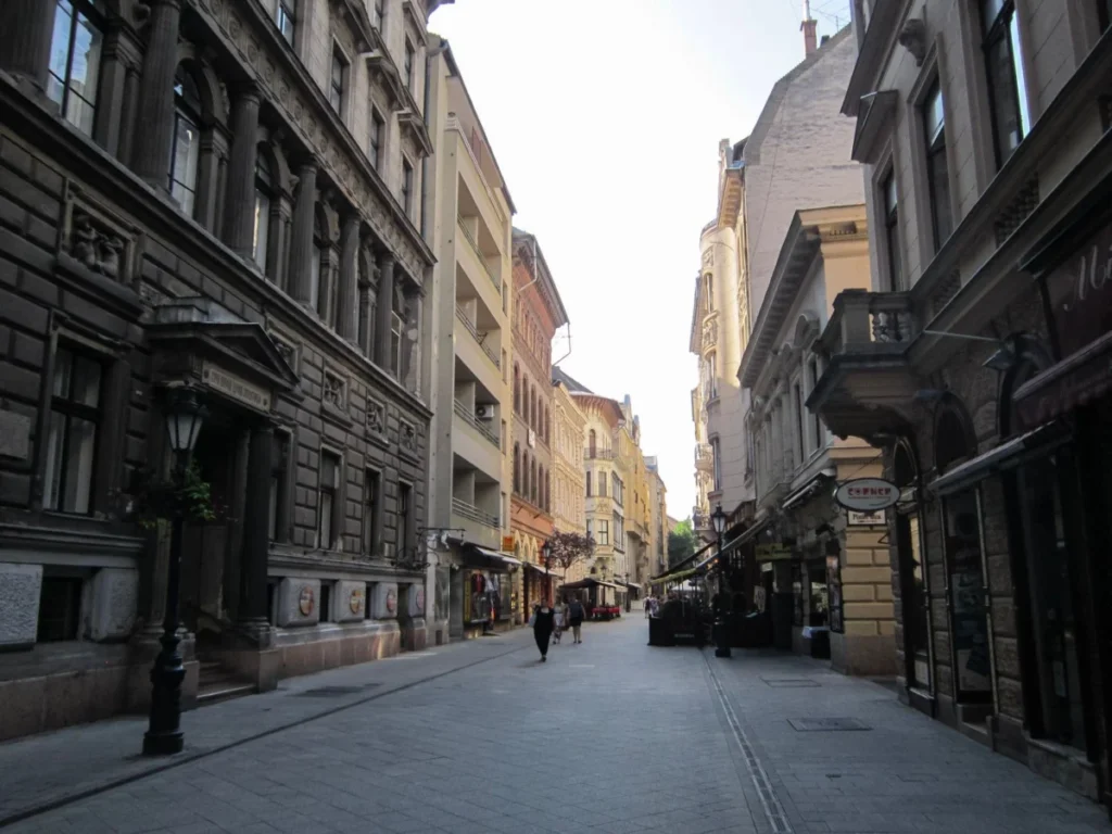Inner City (Belváros)