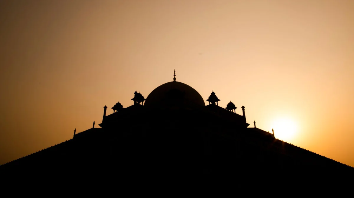 Romantic view of Delhi skyline at dusk