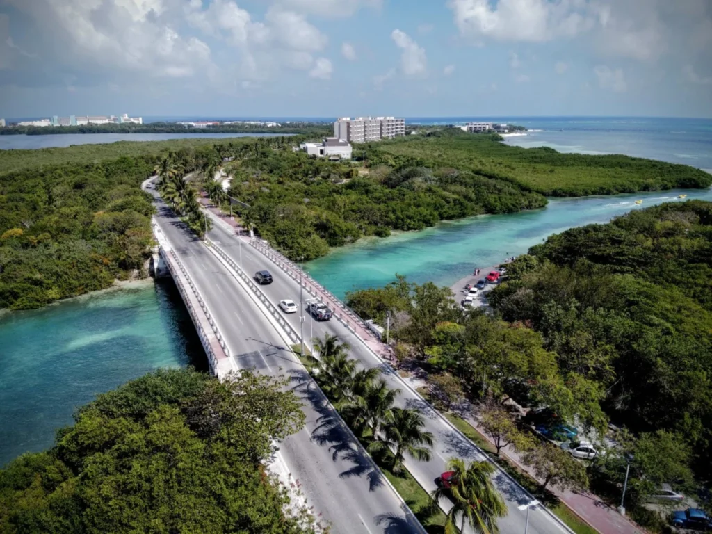 Downtown Cancun (El Centro)