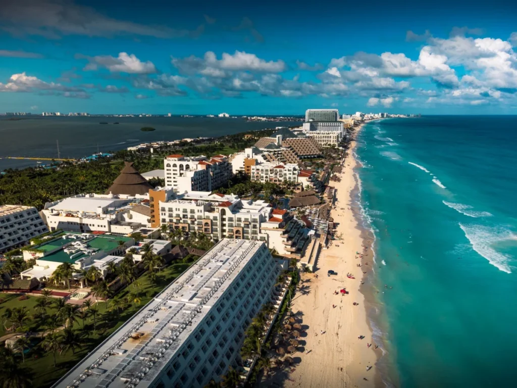 Downtown Cancun (Centro)
