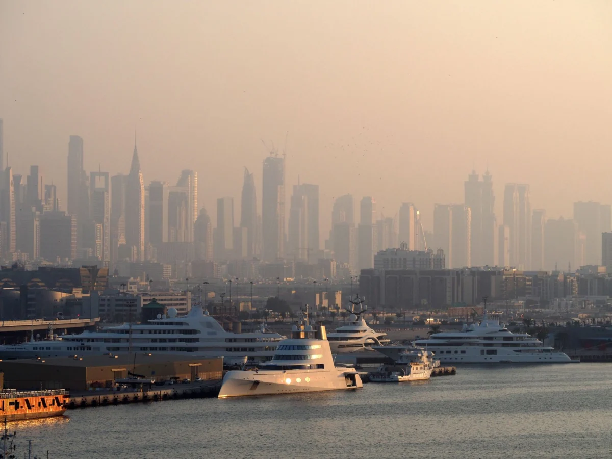 Dubai's luxurious skyline at sunset, perfect for a honeymoon backdrop