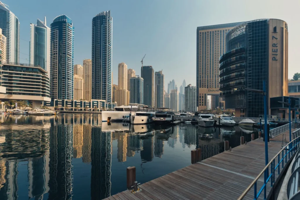 Marina (دبي مارينا)