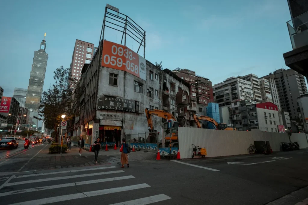 East District (Dongqu)