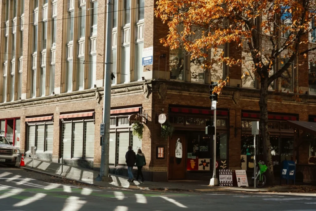 Essex (International District)