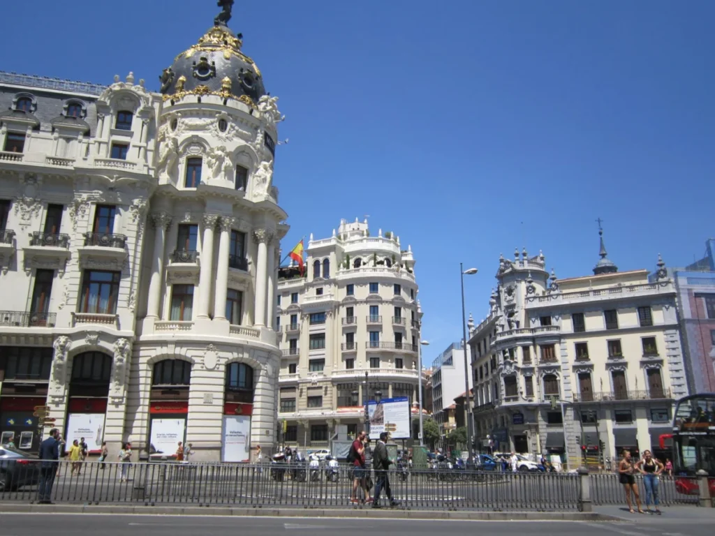 Gran Via (Gran Vía)