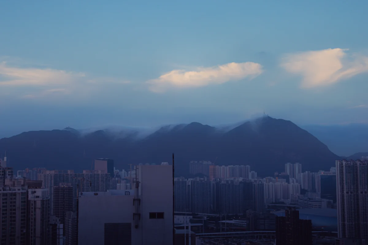 Romantic view of Hong Kong's skyline, perfect for couples