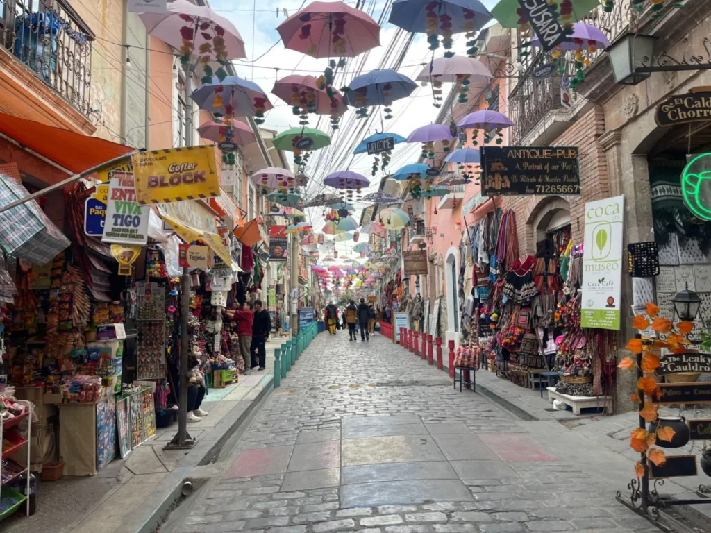 La Isla Shopping Village