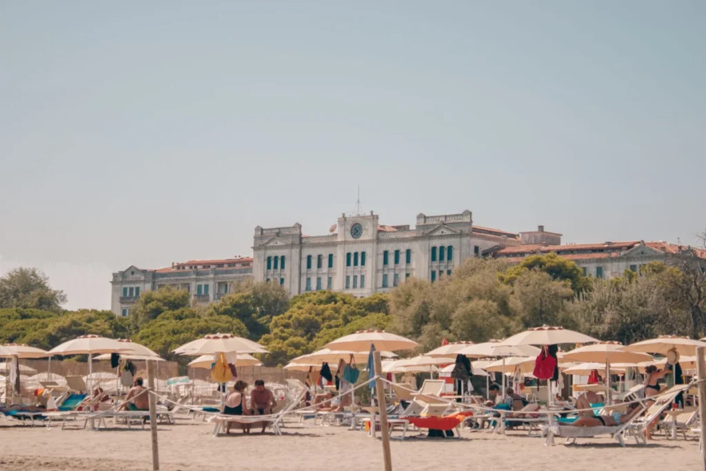 Lido