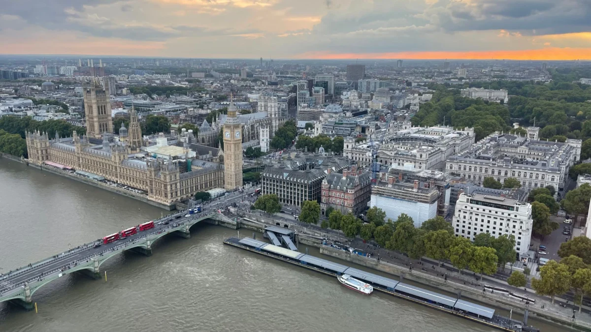View of historic landmarks in London cityscape