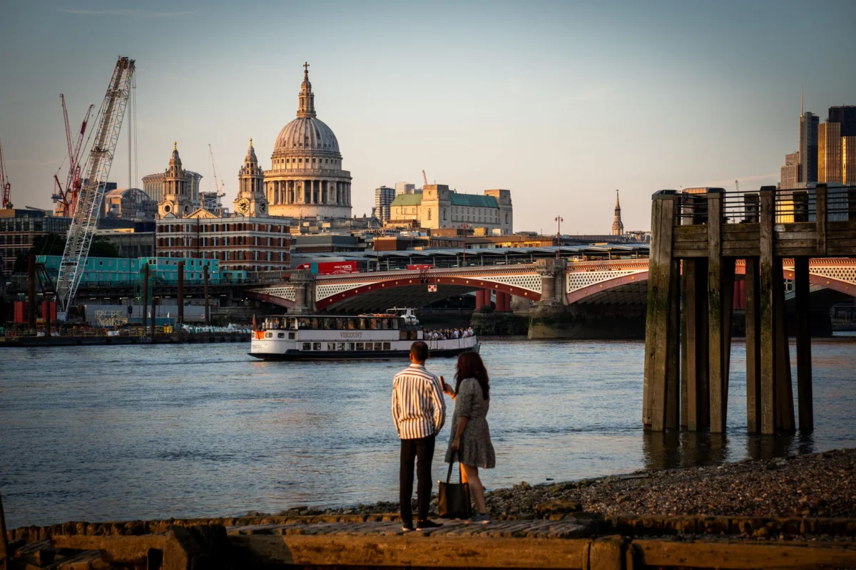 Twilight view of London's iconic skyline