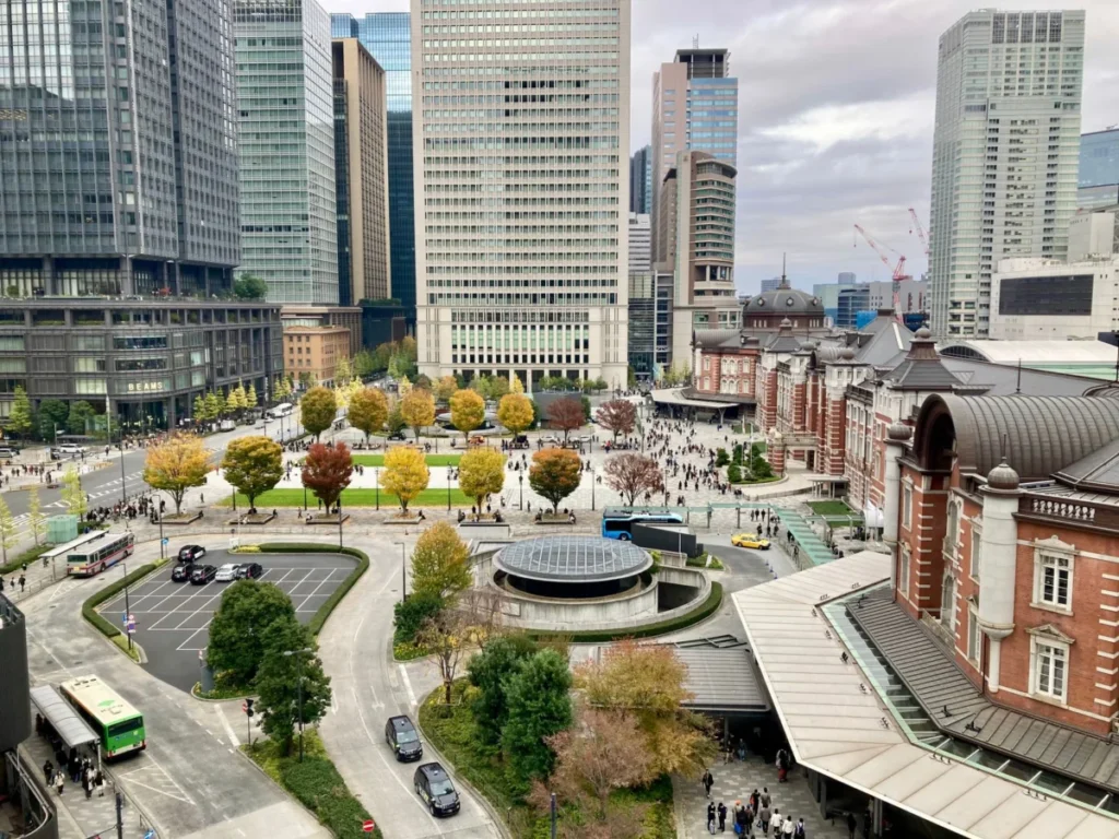Marunouchi (丸の内)