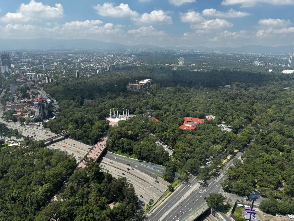 Stunning evening skyline of Mexico City with iconic landmarks