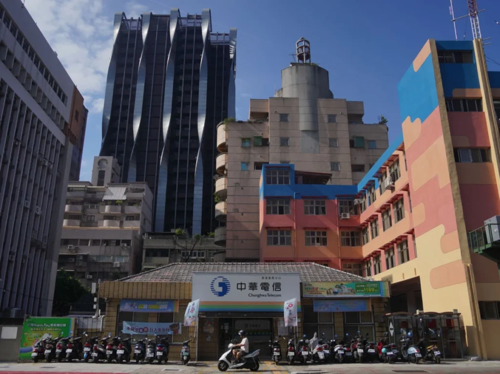 Nangang (南港)