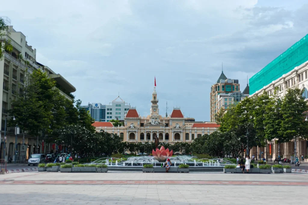 Nguyen Hue (Central)