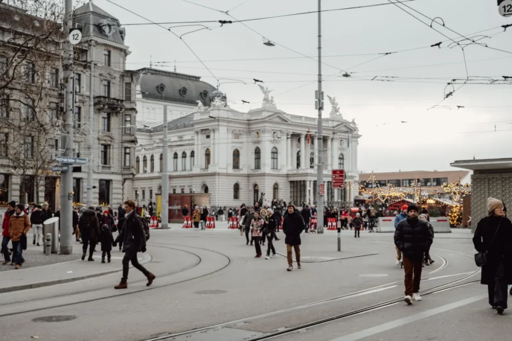 Paradeplatz (City Center)