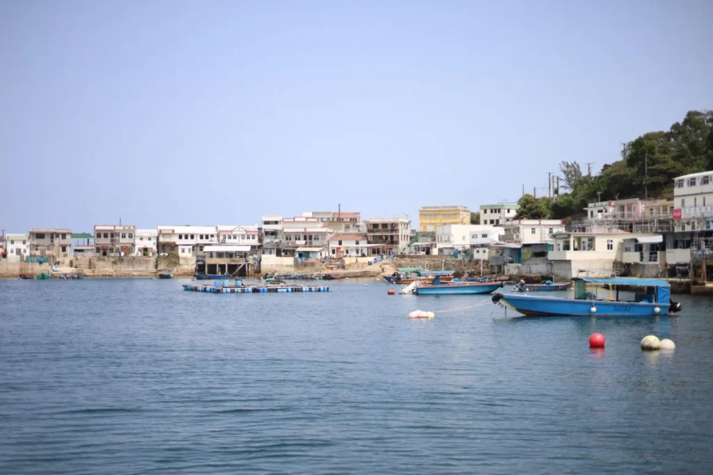 Peng Chau (坪洲)