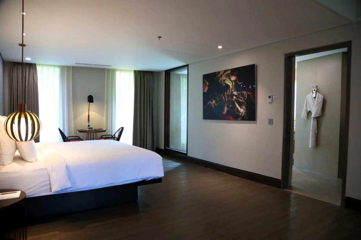 Romantic hotel room in Bali with artistic decor