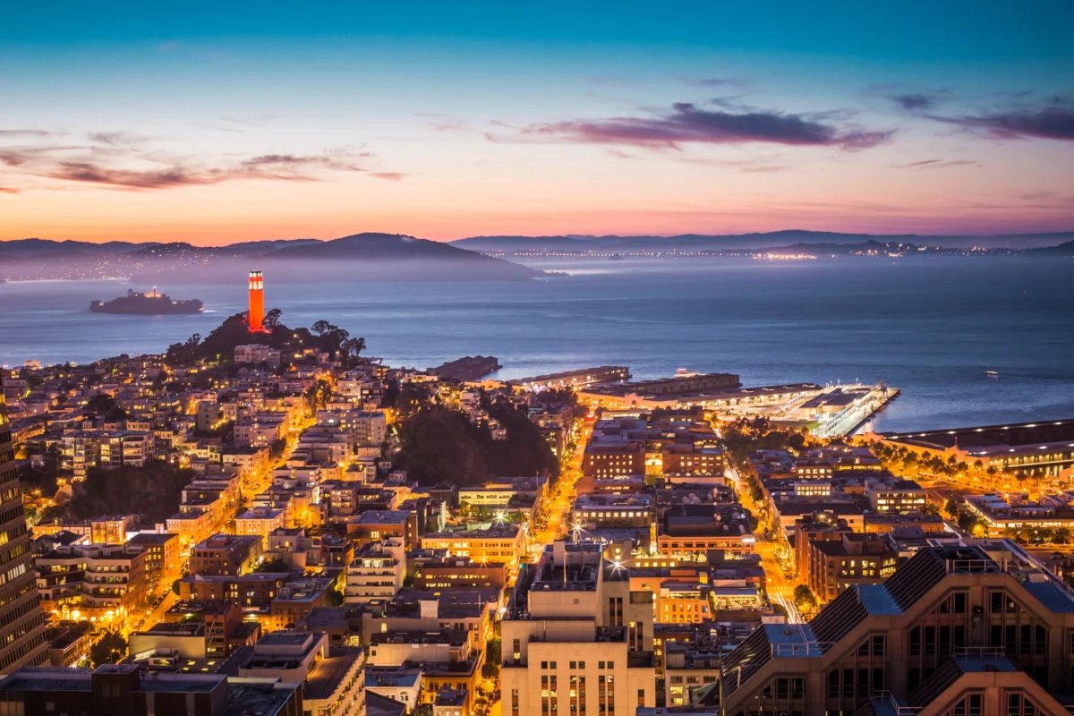Romantic view of San Francisco skyline at sunset