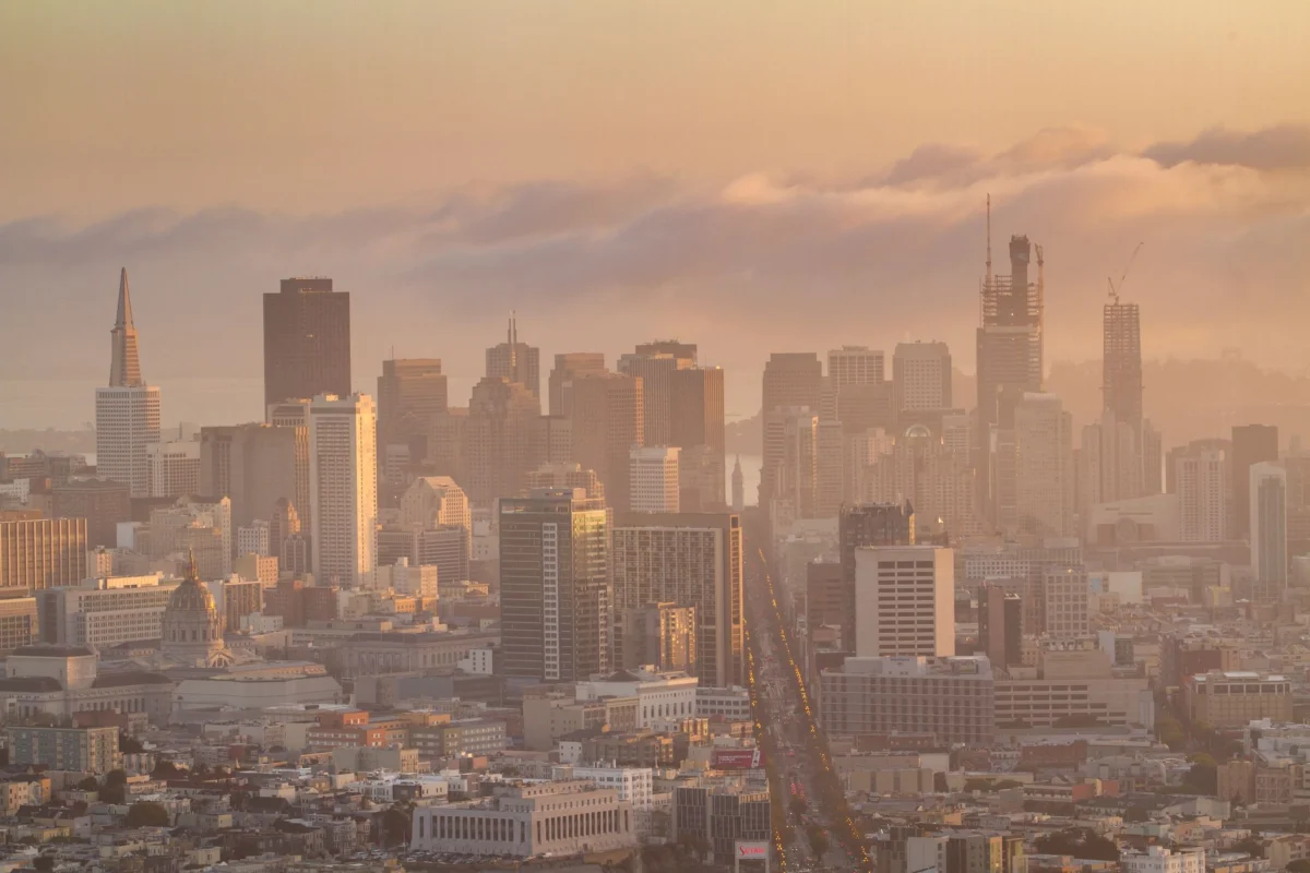 San Francisco skyline with iconic landmarks