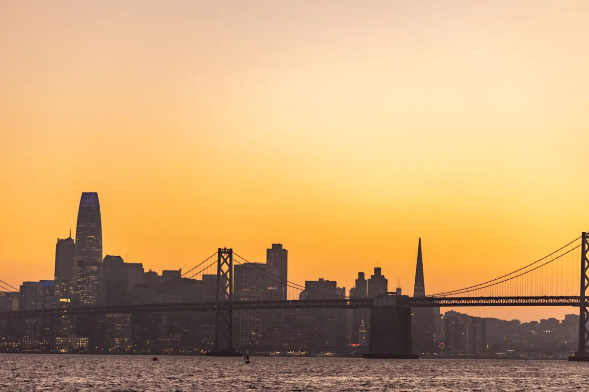 Romantic San Francisco skyline at sunset highlighting trendy neighbourhoods