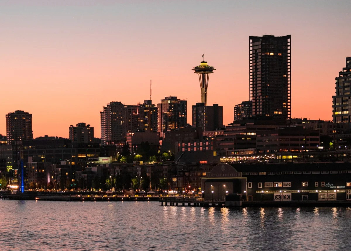 Seattle skyline at sunset showcasing the cityscape