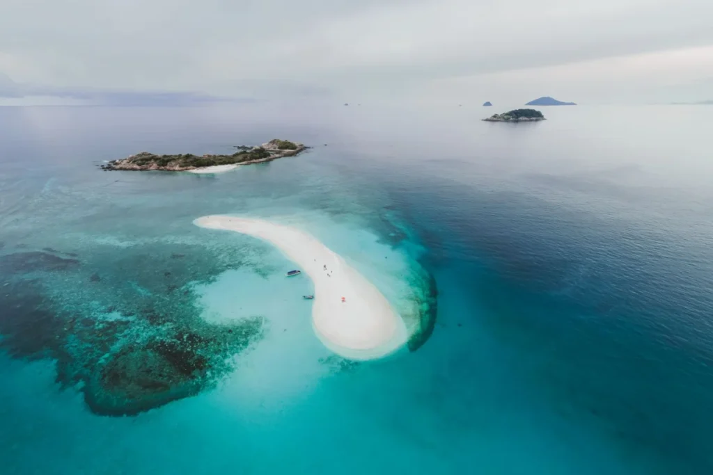 Lou Lou'a Island