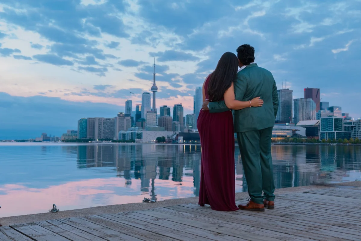 Breathtaking twilight view of Toronto's iconic skyline