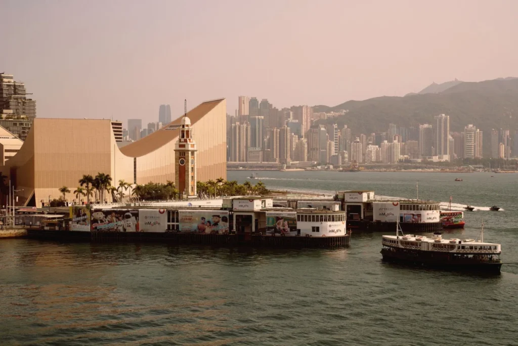 Tsim Sha Tsui (尖沙咀)