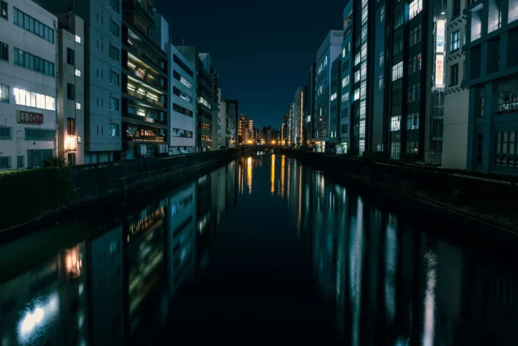 Tsukishima (月島)