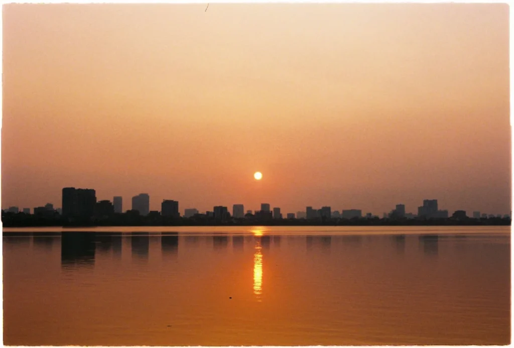 West Lake (Hồ Tây)