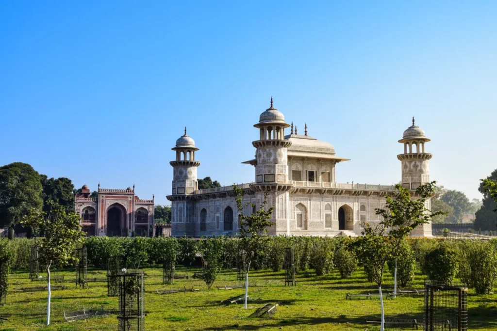 Agra Cantt
