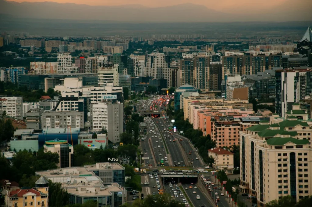 Auezov District (Ауэзовский район)