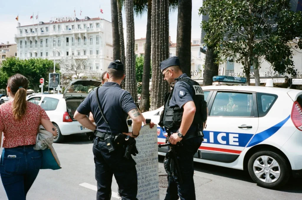 Carnot (Avenue Carnot)
