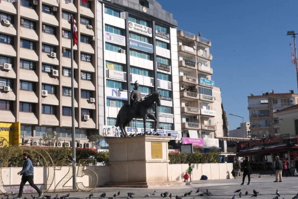 Basij Square