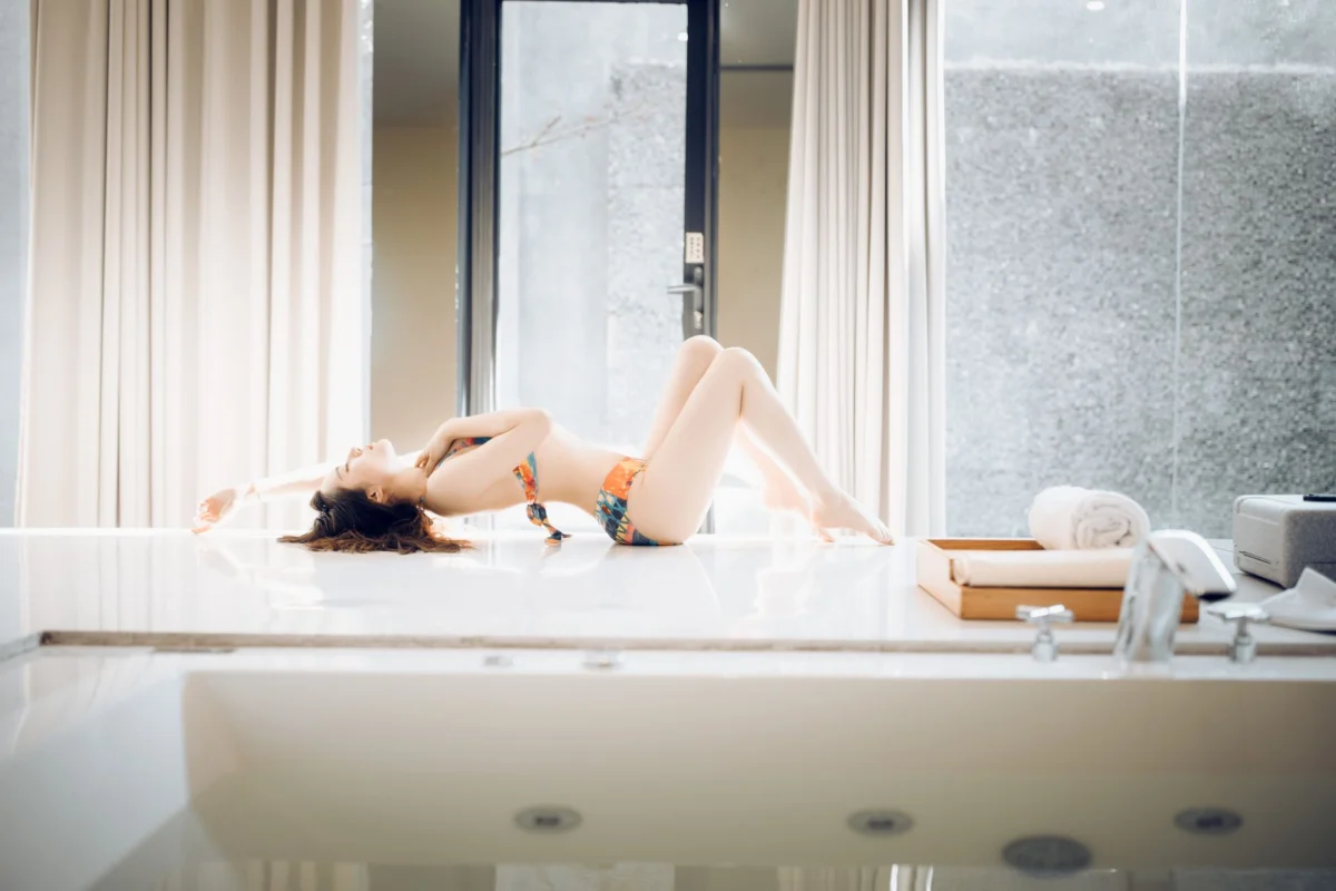 Luxurious hotel room in Bath with elegant decor