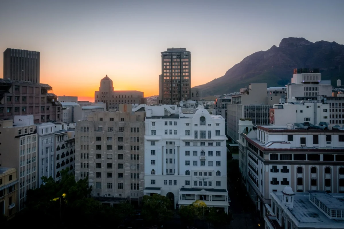Cape Town's romantic skyline highlighting Table Mountain