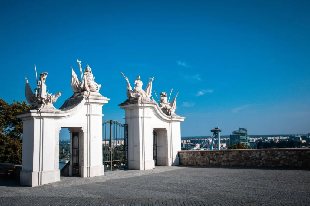 Castle Hill (Hrad)