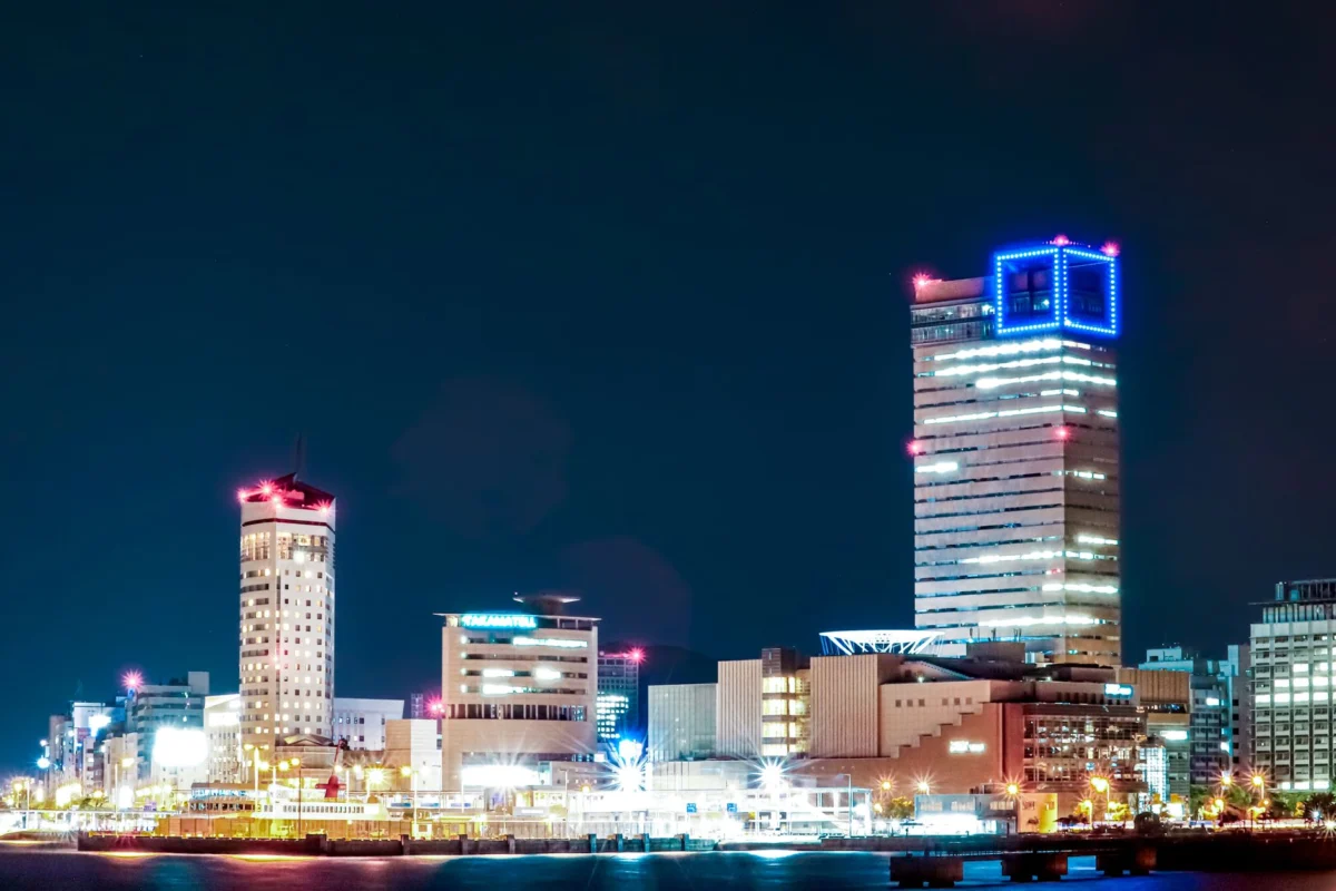 Stunning view of Fukuoka's skyline with iconic landmarks at dusk