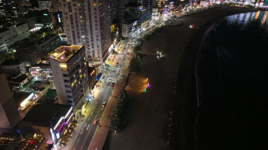 Haeundae Beach (해운대해수욕장)