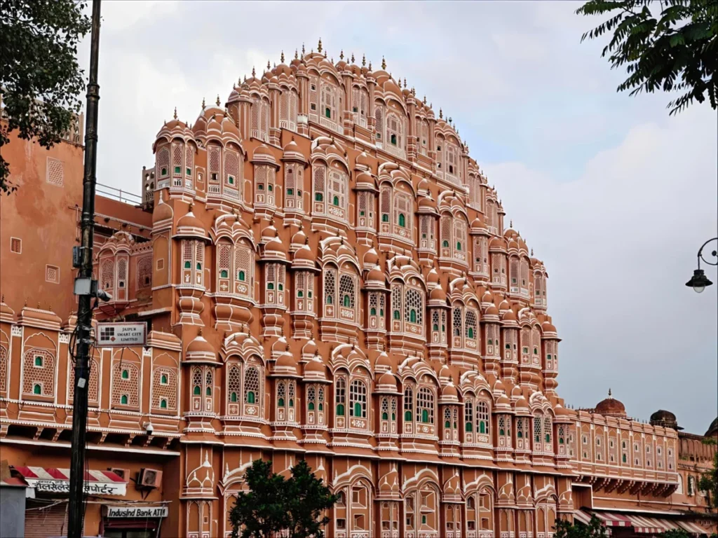 Hawa Mahal Area