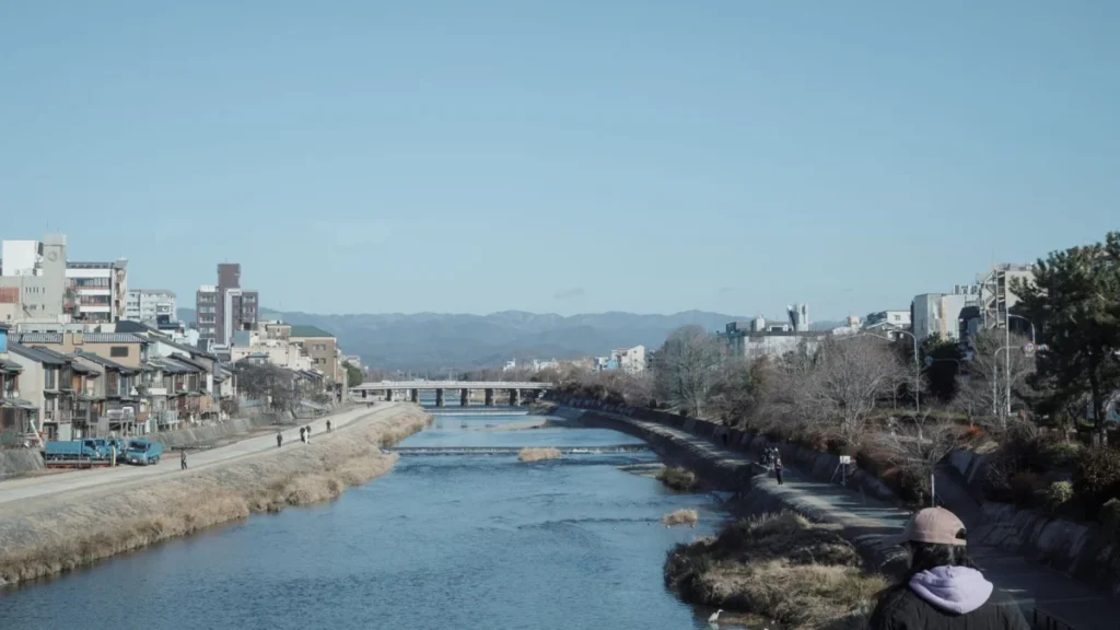 Higashiyama (東山)