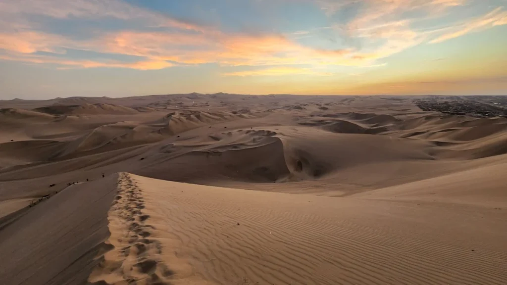 Huacachina Dunes