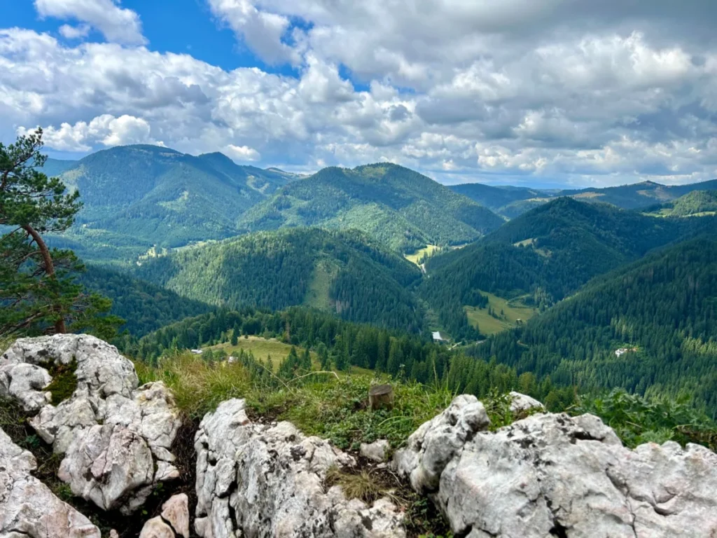 Mračaj Mountain Area