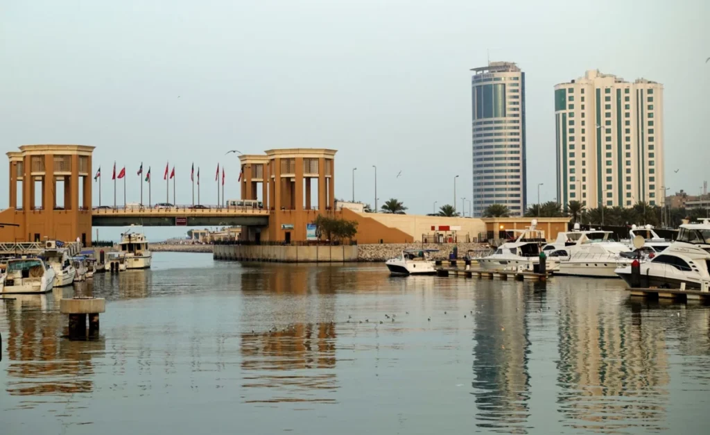 Manama Center