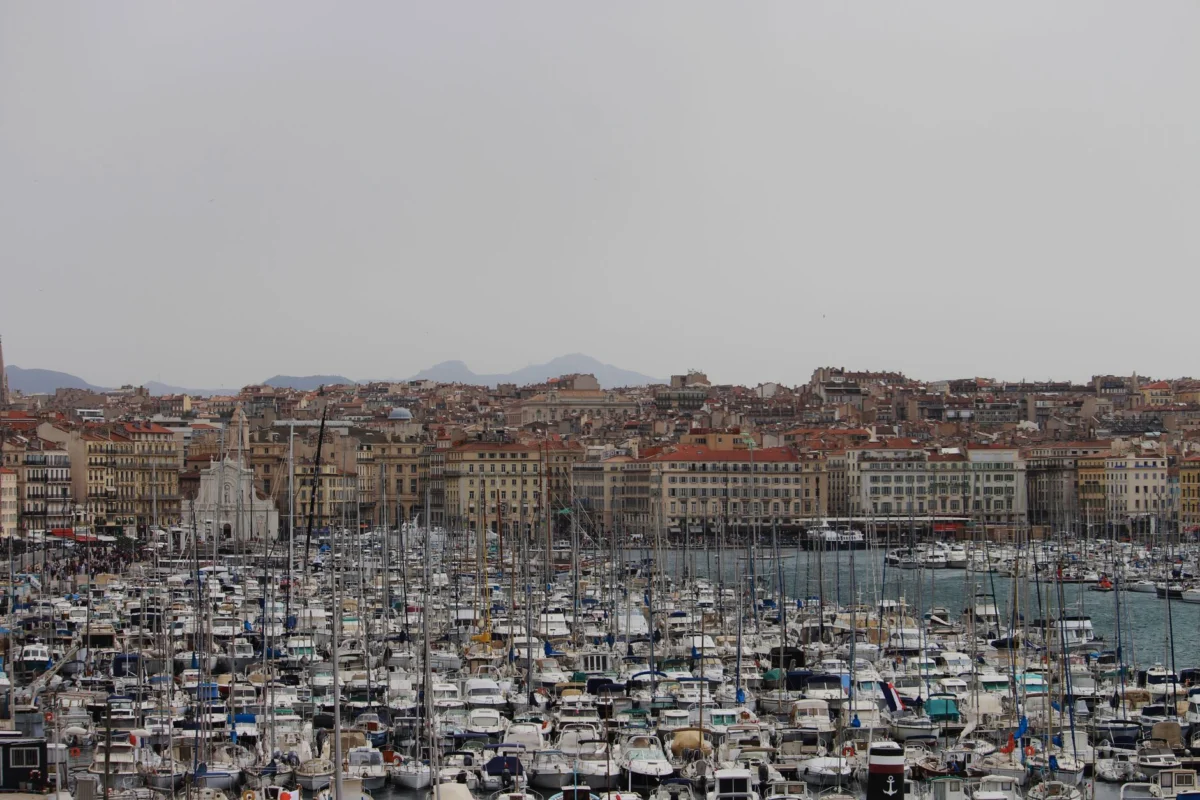 Scenic view of Marseille harbor and Notre-Dame de la Garde